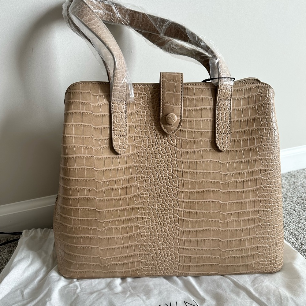 Brand new crocodile fawn design